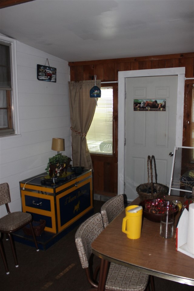 570 Maple St, Brattleboro, VT 05301 - photo 6