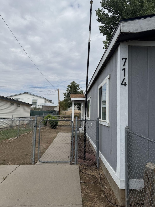 714 Fir St, Carlin, NV 89822 - photo 2