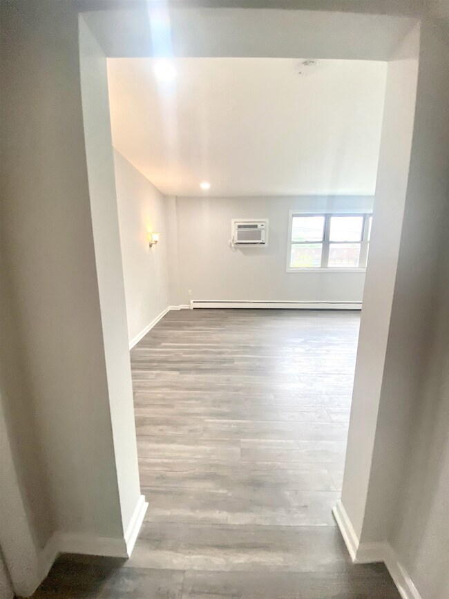 4603 Cottage Place unit 1, Union City, NJ 07087 - photo 3