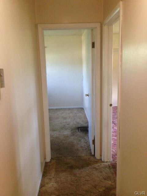 6060 Fountain Rd, Zionsville, PA 18092 - photo 7