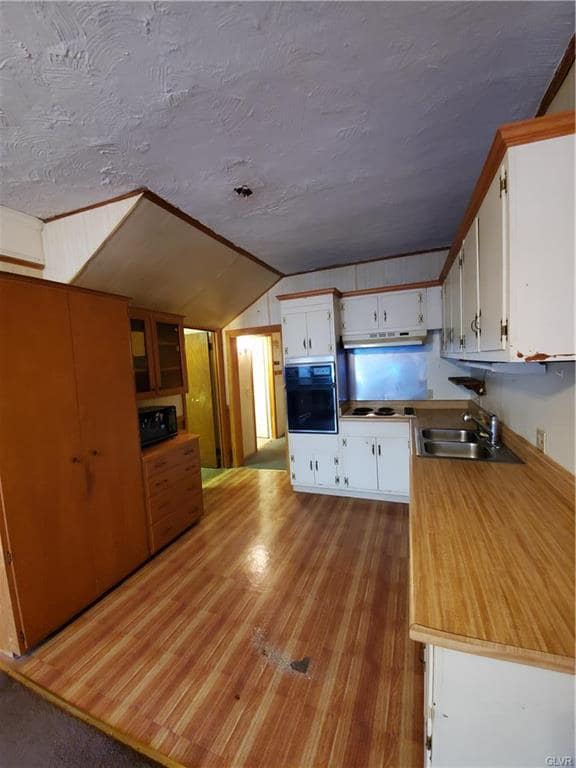 21 Main St unit 1, Walnutport, PA 18088 - photo 3