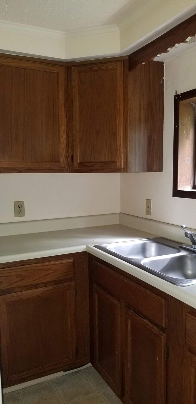 135 Oak Manor Dr, Milford, PA 18337 - photo 6