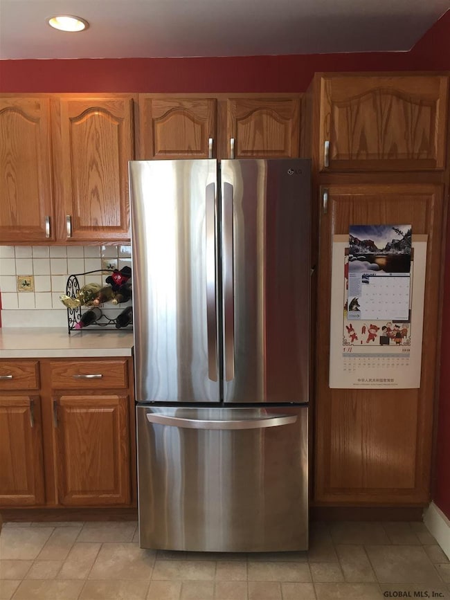 564 Mercer St, Albany, NY 12208 - photo 5