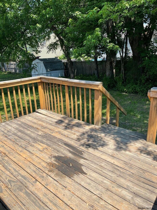 10 Connecticut Ave, Rensselaer, NY 12144 - photo 7