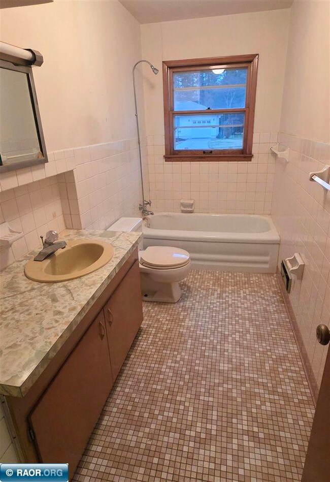 31 S Erie St, Aurora, MN 55705 - photo 4