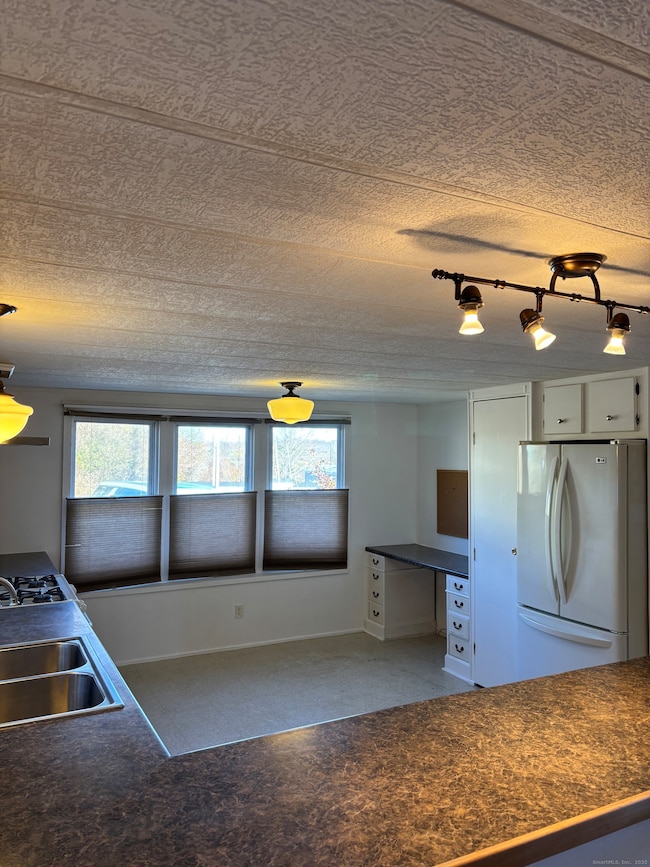 301 Buddington Rd unit LOT 64, Groton, CT 06340 - photo 6