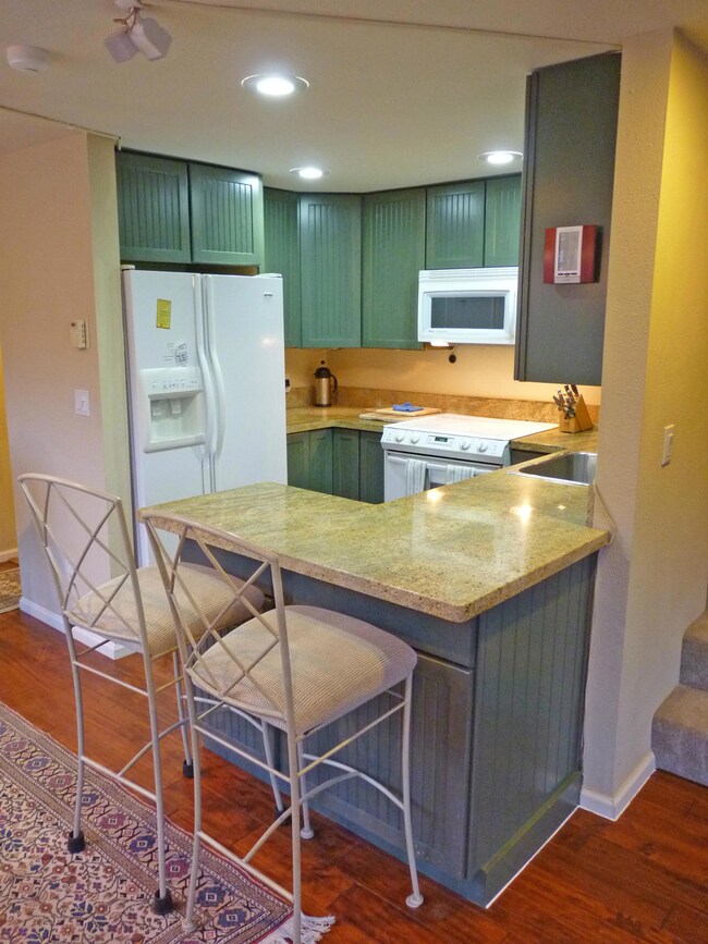 PacificaA Kitchen 2