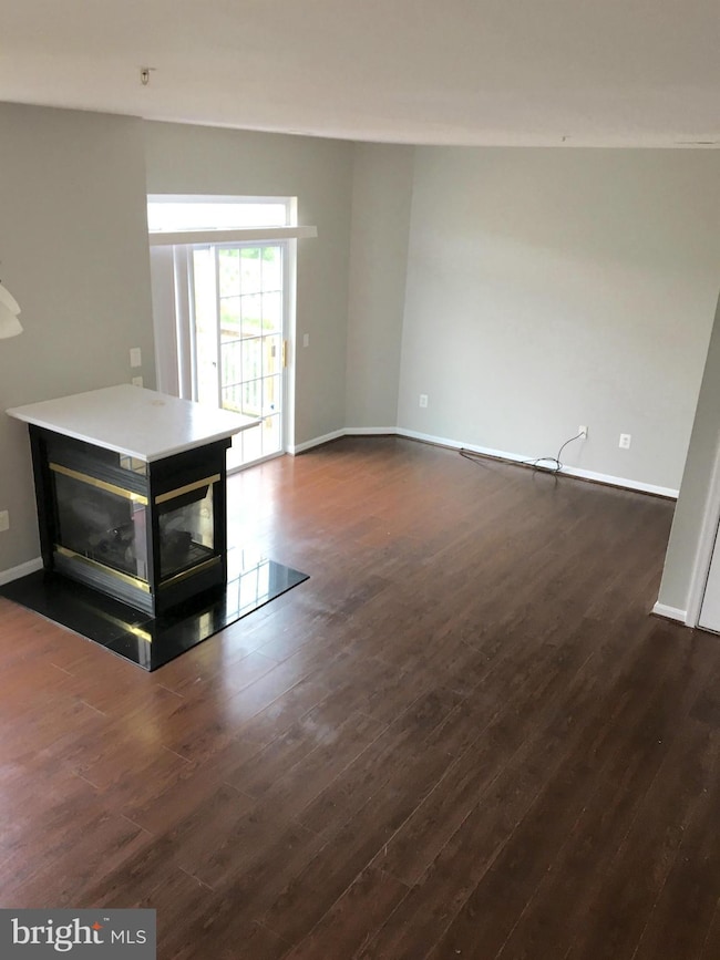 1820 Cedar Cove Way unit 3-4B, Woodbridge, VA 22191 - photo 4