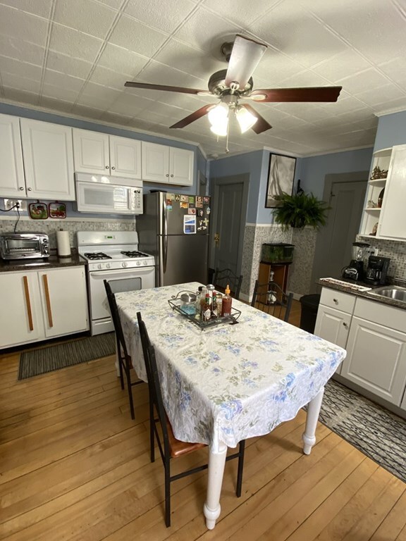 26 Richardson St unit 28, Brighton, MA 02135 - photo 7