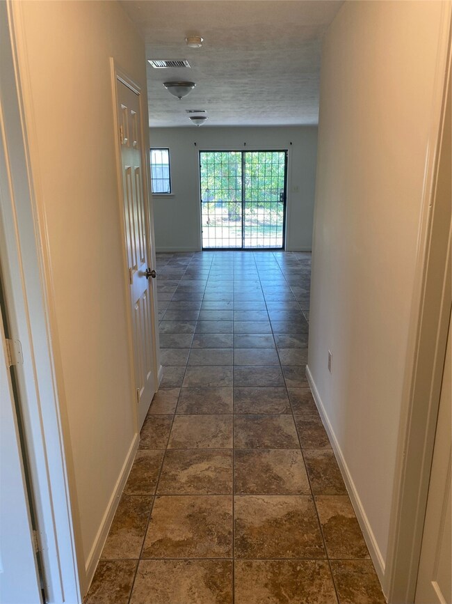 6901 Eugene St, Houston, TX 77093 - photo 3