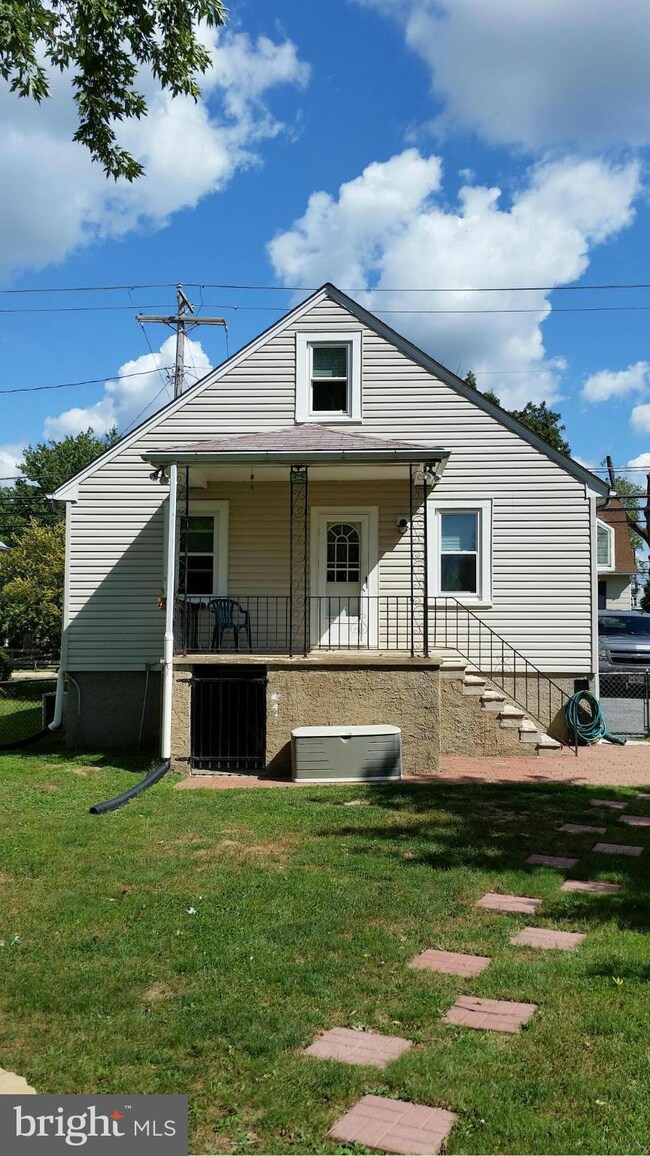 4915 Kenwood Ave, Baltimore, MD 21206 - photo 2