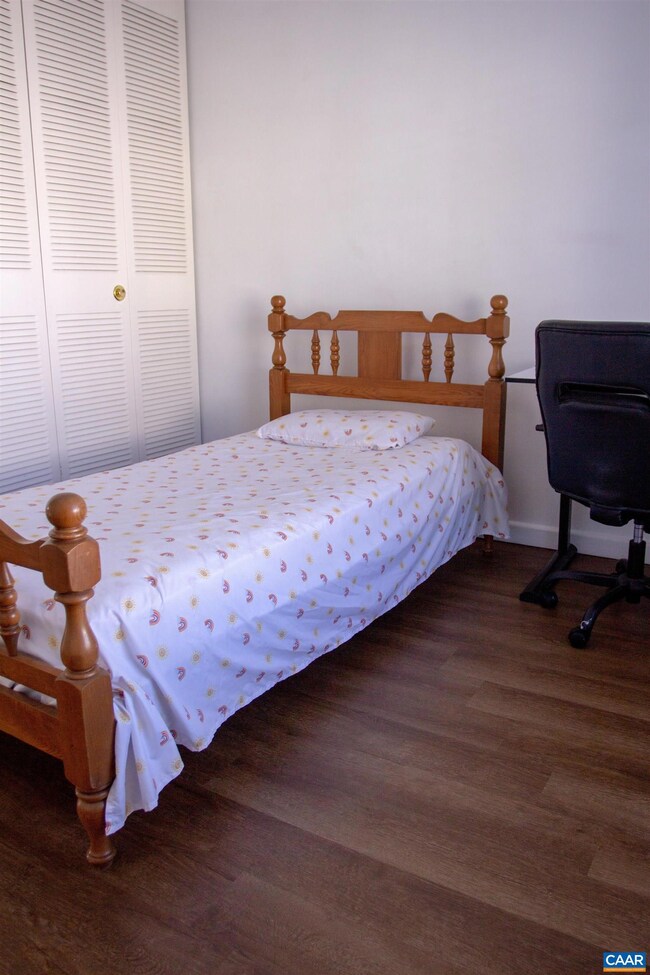 2527 Hydraulic Rd unit 34, Charlottesville, VA 22901 - photo 6