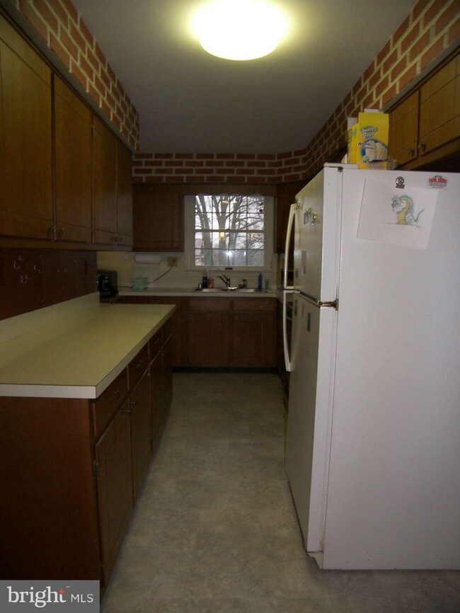 740 W Country Club Dr, Purcellville, VA 20132 - photo 7