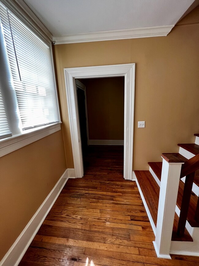 105 W Dodson St, Americus, GA 31709 - photo 6