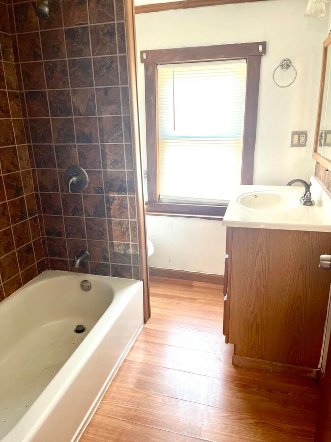 39 Lewiston St, Mechanic Falls, ME 04256 - photo 7