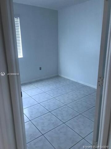 4768 NW 114th Ave unit 2054, Doral, FL 33178 - photo 6