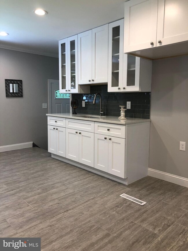 133 Bells Lake Rd, Blackwood, NJ 08012 - photo 4