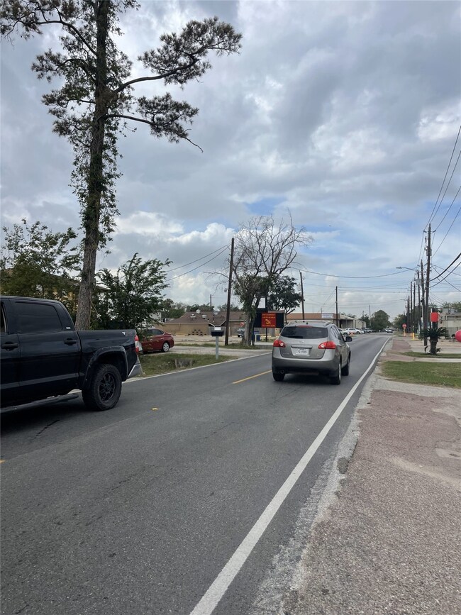 13920 Alderson St, Houston, TX 77015 - photo 6