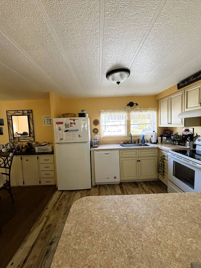 215 Bill Allen Cir W, Sebastian, FL 32958 - photo 6