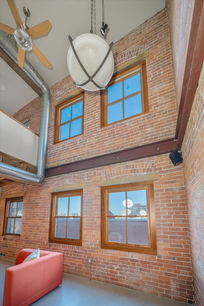 1221 W Railroad Alley #9 Alley unit 9, Spokane, WA 99201 - photo 5