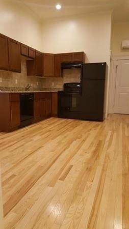 3 Main St unit 203, Peabody, MA 01960 - photo 2