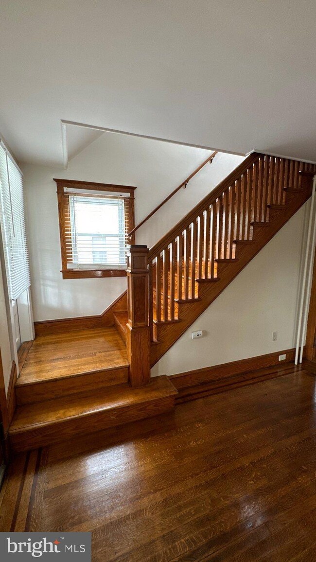 5637 Oregon Ave, Halethorpe, MD 21227 - photo 5