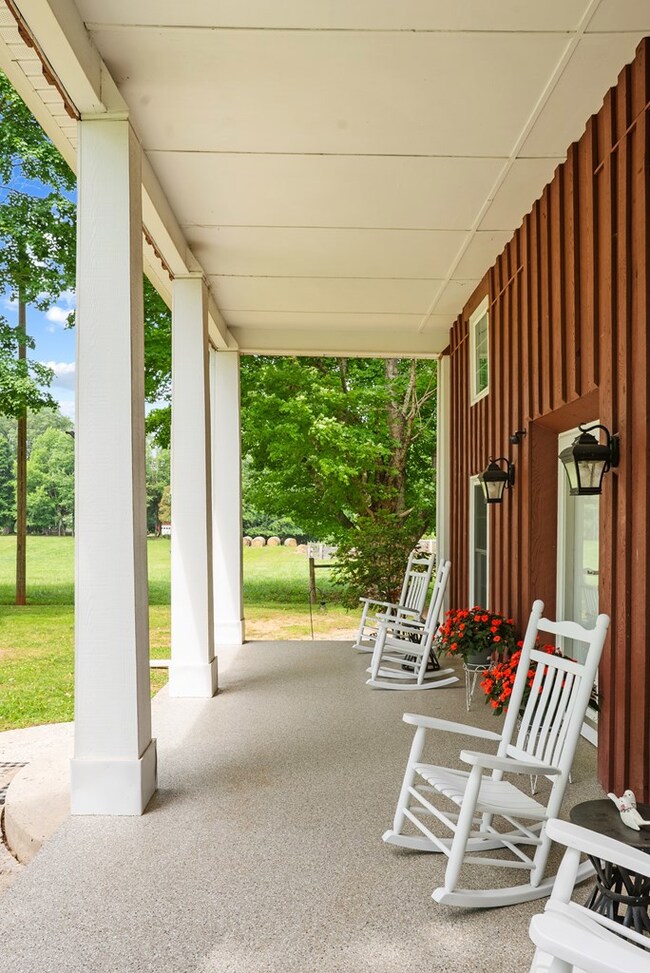 1364 Country Club Rd, Sparta, TN 38583 - photo 6