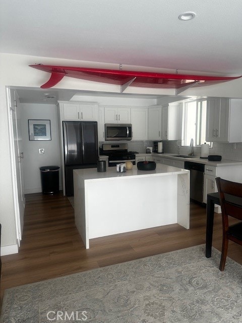 4704 Seashore Dr, Newport Beach, CA 92663 - photo 7