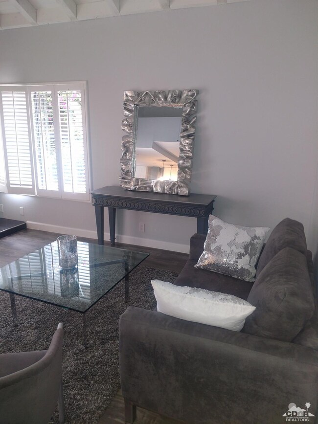 71 Portola Dr, Palm Springs, CA 92264 - photo 4