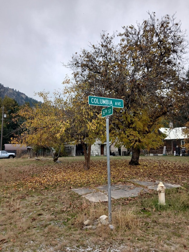 525 Columbia Ave, Northport, WA 99157 - photo 3