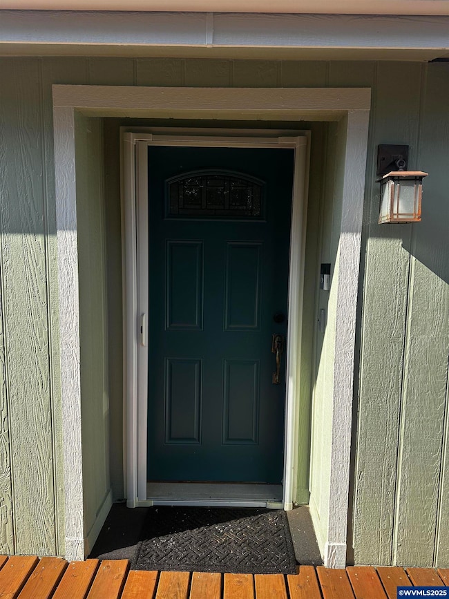 425 B St, Silverton, OR 97381 - photo 3