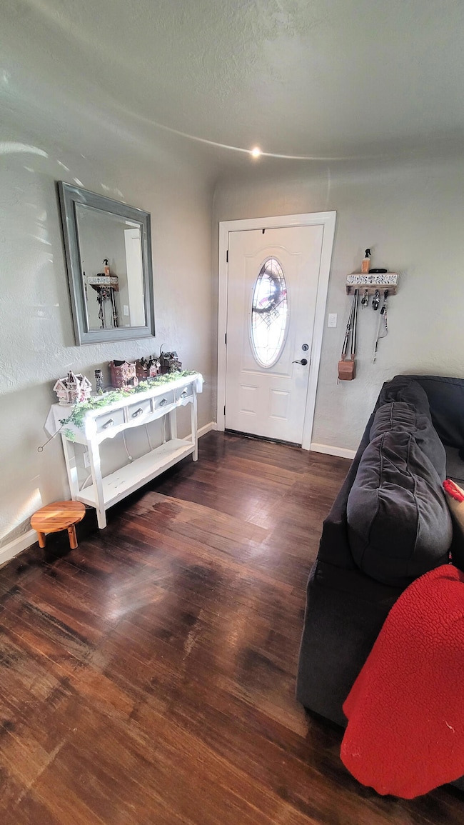 8021 Carpenter Dr, El Paso, TX 79915 - photo 3