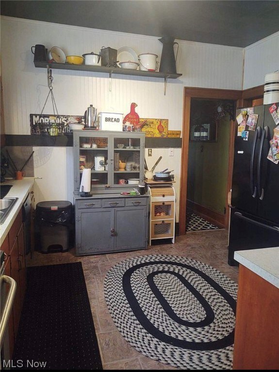 323 S 9th St, Coshocton, OH 43812 - photo 5