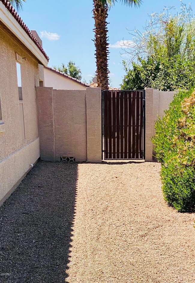 8443 E Milagro Cir, Mesa, AZ 85209 - photo 3