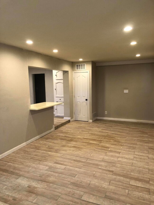 7648 Elliott Dr, El Paso, TX 79915 - photo 6