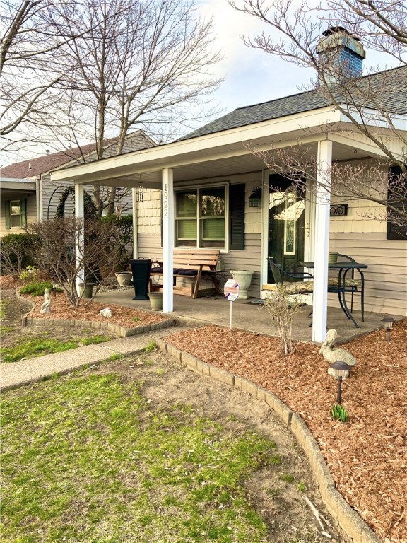 1922 Raymond Ave, Latrobe, PA 15650 - photo 2