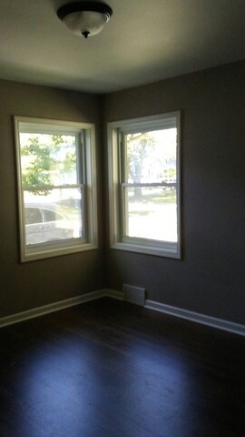 1710 E Evergreen St, Wheaton, IL 60187 - photo 4