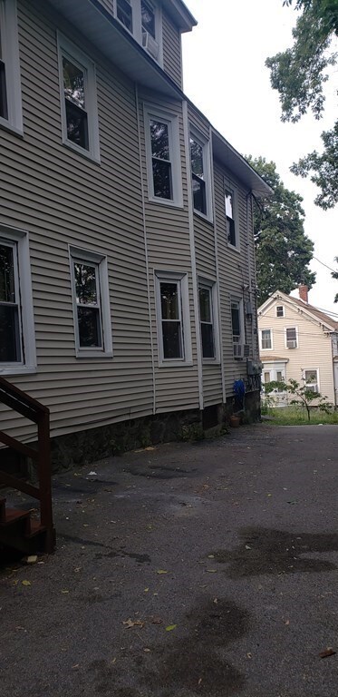 20 Floral St unit 22, Lawrence, MA 01841 - photo 2