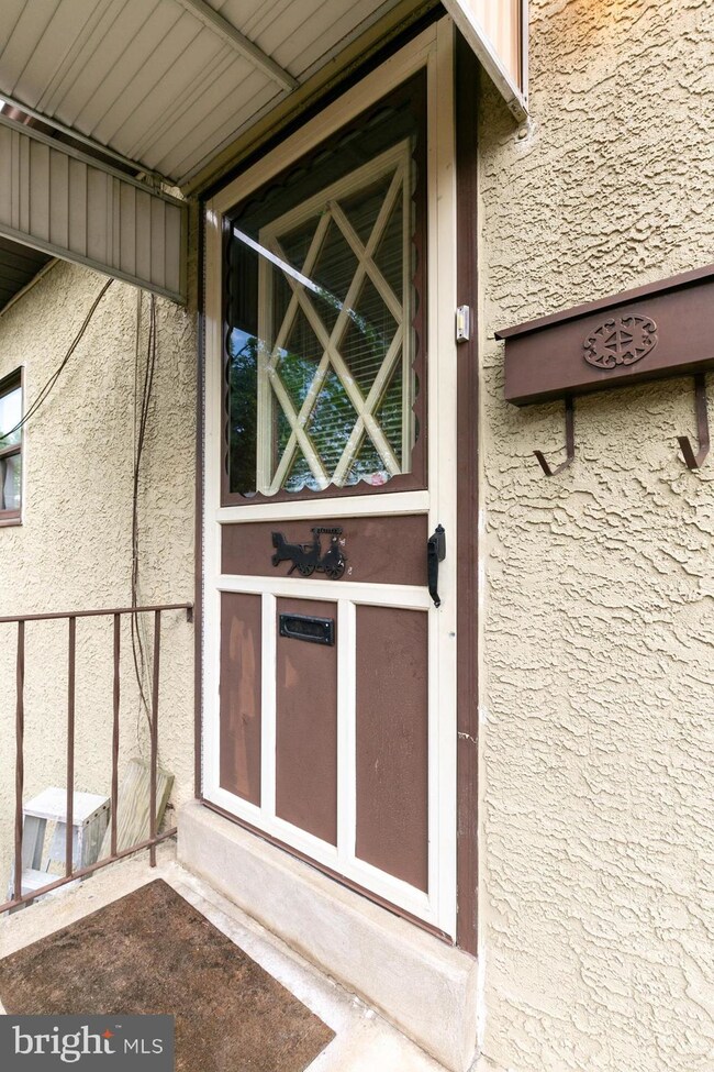 4018 Decatur St, Philadelphia, PA 19136 - photo 3