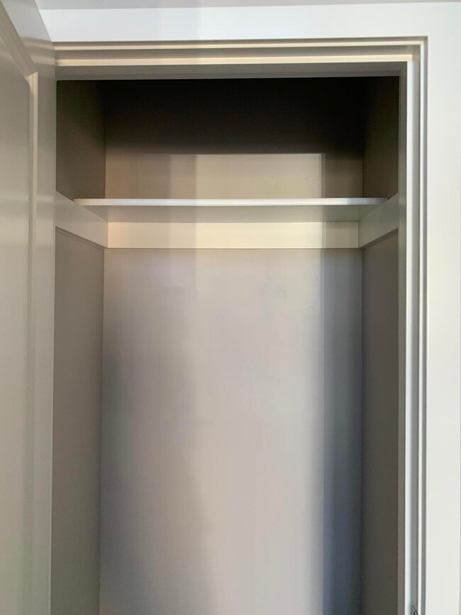 Coat closet
