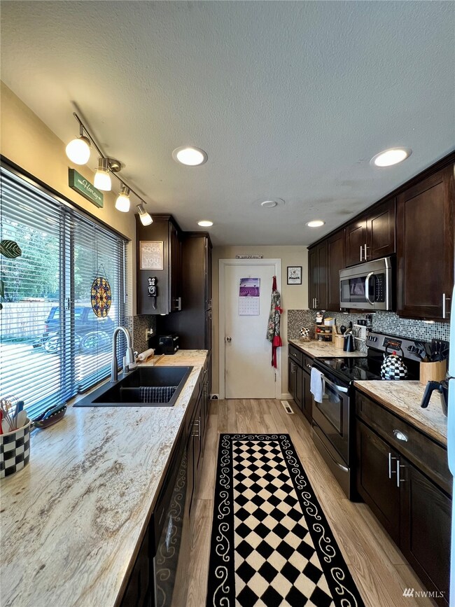 unlisted-address, Spanaway, WA 98387 - photo 4