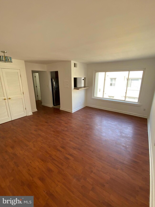 701 Brandywine St SE unit 201, Washington, DC 20032 - photo 4