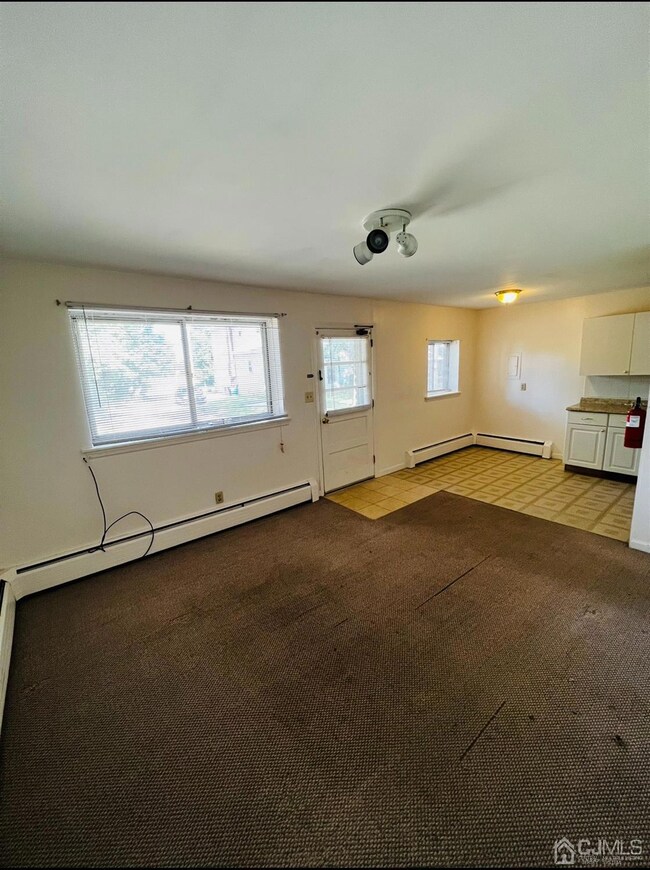 124 William St unit B, South River, NJ 08882 - photo 3