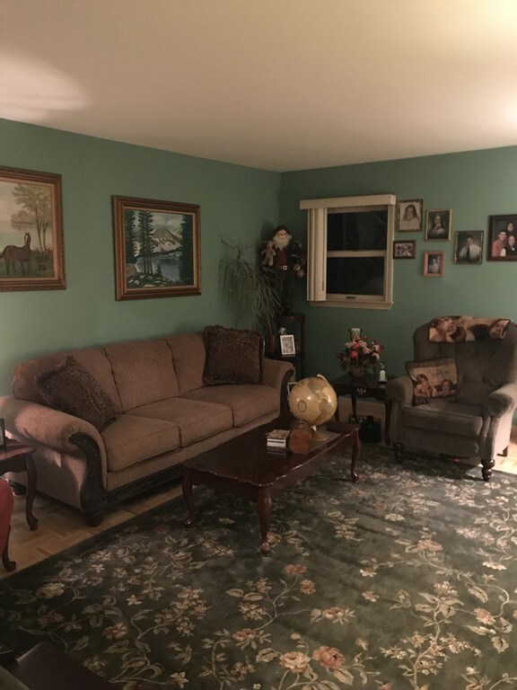 160 Point Dr W, Fall River, MA 02720 - photo 6