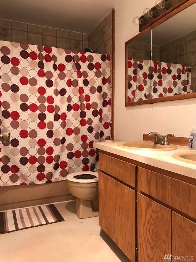 1021 85th St SE, Everett, WA 98208 - photo 2