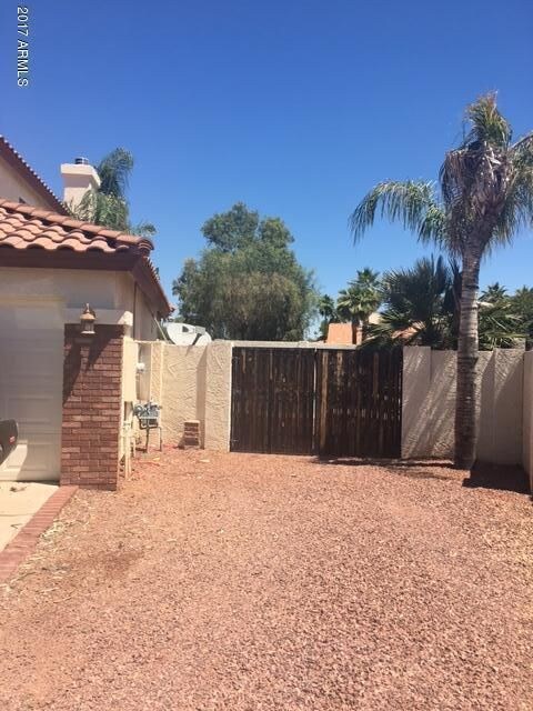 RV Gate