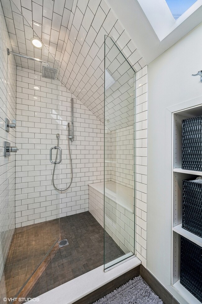 3617 N Marshfield Ave unit 2F, Chicago, IL 60613 - photo 7