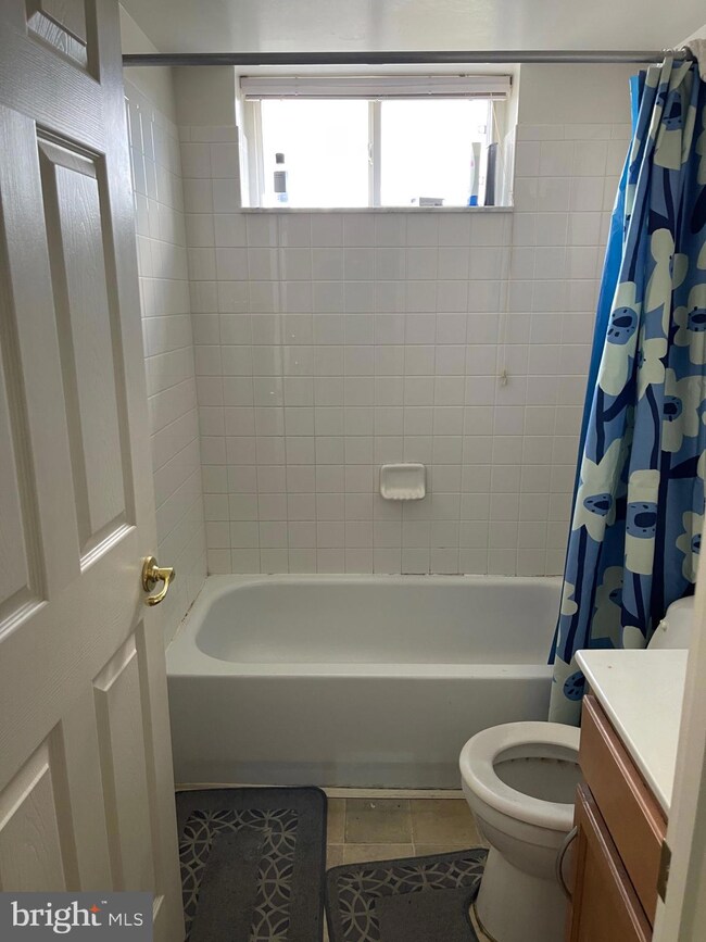 5000 Call Place SE unit 302, Washington, DC 20019 - photo 6