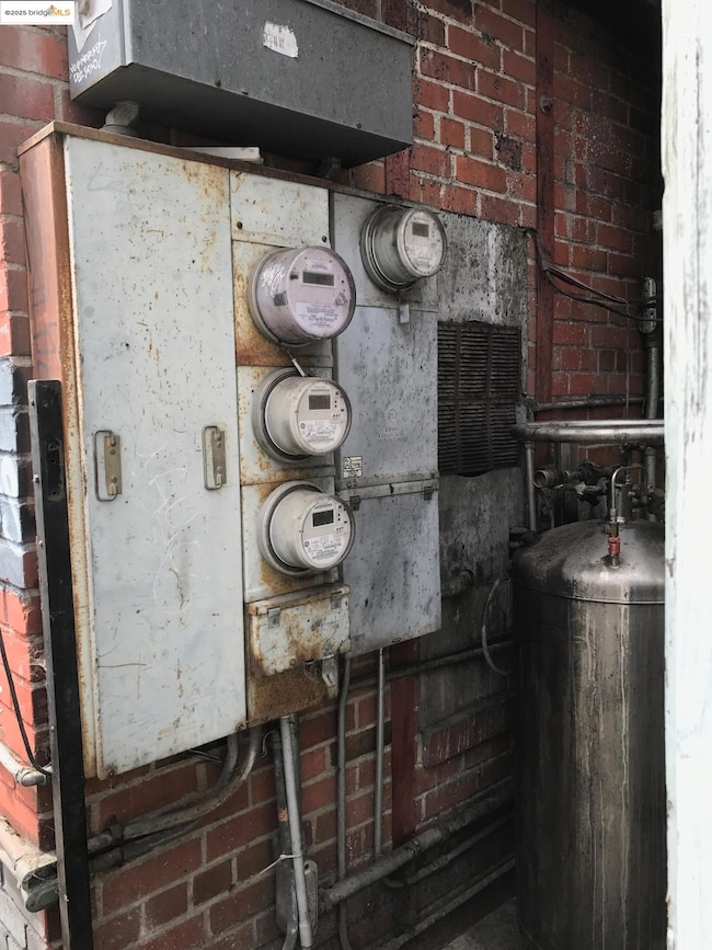 Utilities with electric meter