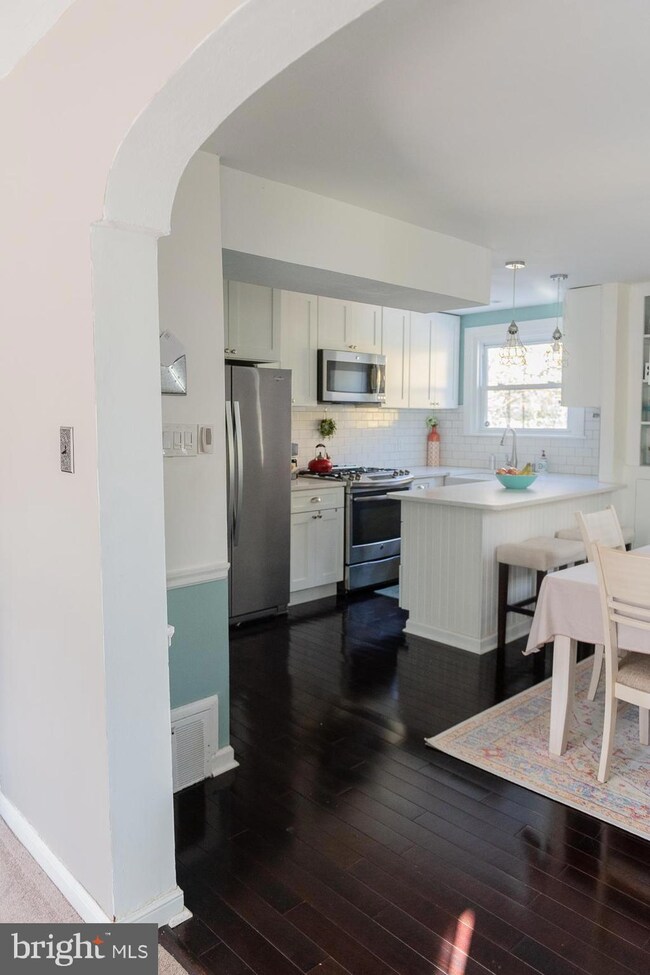 7805 Beech Ln, Glenside, PA 19038 - photo 5